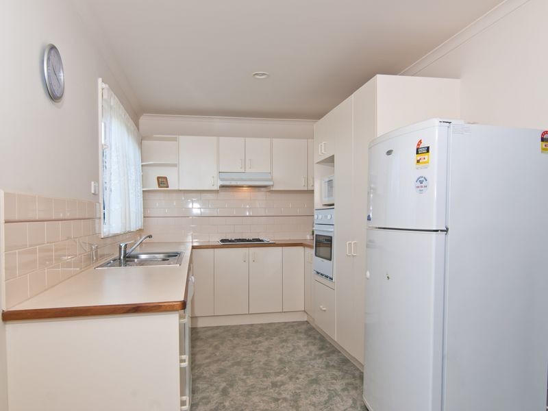 12/8 Monteith Crescent, Endeavour Hills VIC 3802