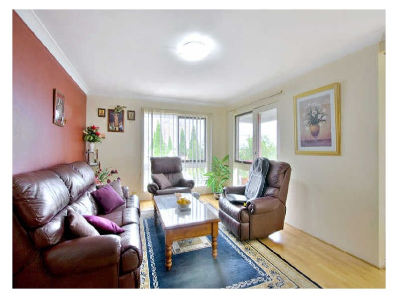 3/8 Hutton Street, Dandenong VIC 3175