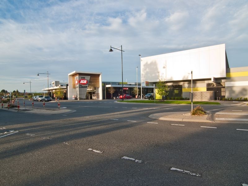 19 Tranquil Lane, Cranbourne North VIC 3977