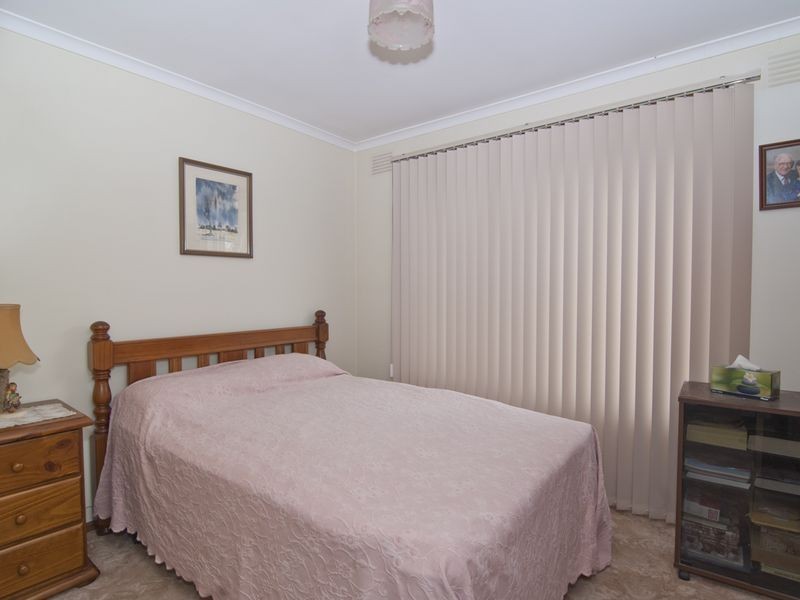 2 Rapanea Court, Endeavour Hills VIC 3802