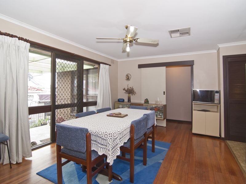 73 Aldridge Street, Endeavour Hills VIC 3802