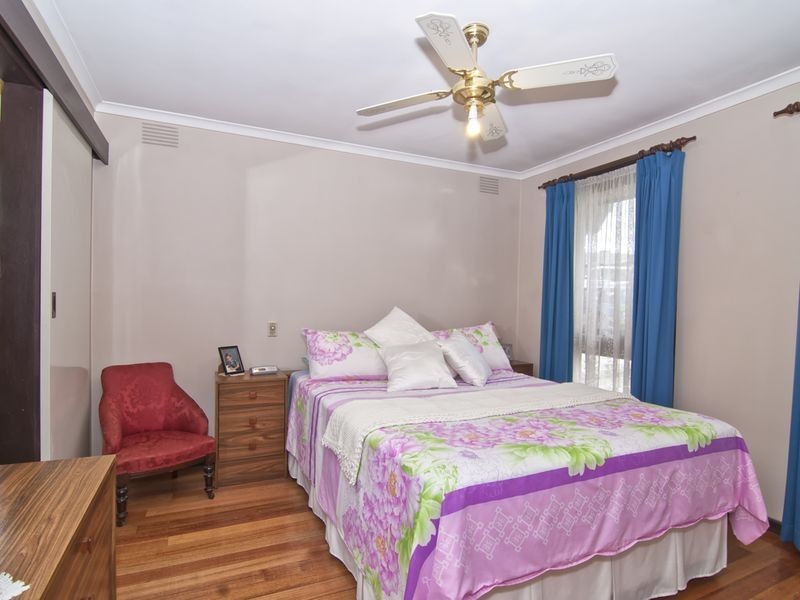 73 Aldridge Street, Endeavour Hills VIC 3802