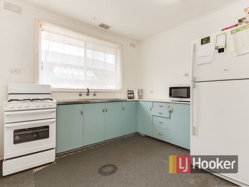 1 & 2/31 Nicole Avenue, Dandenong North VIC 3175