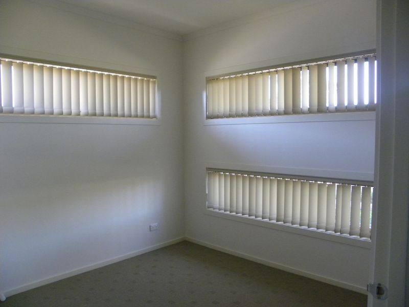 19 Tranquil Lane, Cranbourne North VIC 3977