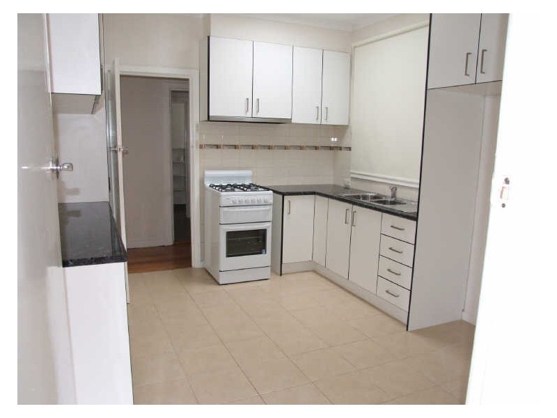 1/1 Lebanon Street, Dandenong VIC 3175