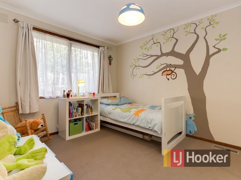 3 Viminalis Court, Endeavour Hills VIC 3802