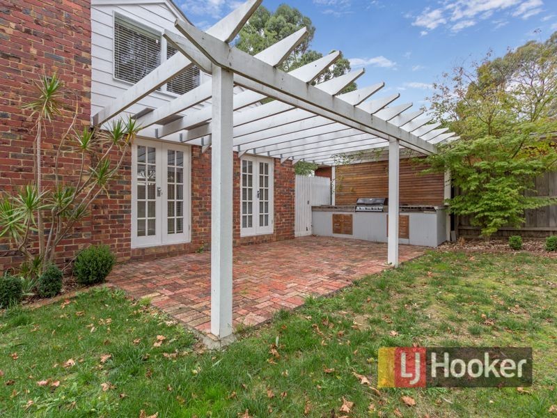 30 Dinsdale Road, Boronia VIC 3155