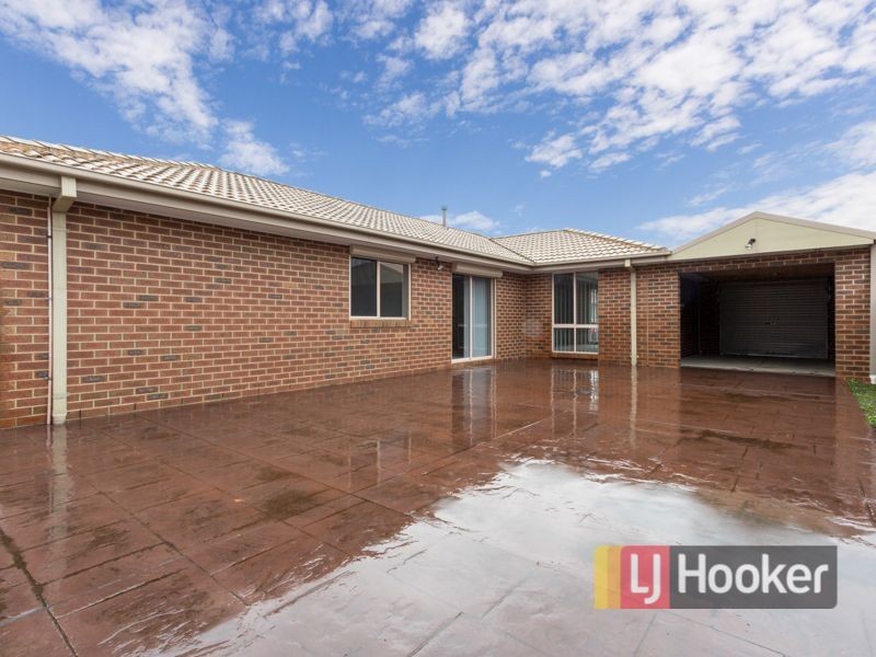 4 Tomasetti Crescent, Narre Warren VIC 3805