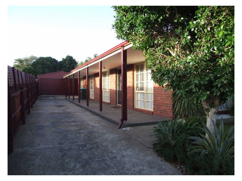 11 Debanne Court, Narre Warren VIC 3805