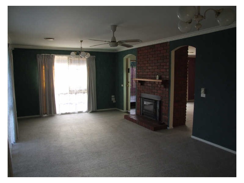 11 Debanne Court, Narre Warren VIC 3805