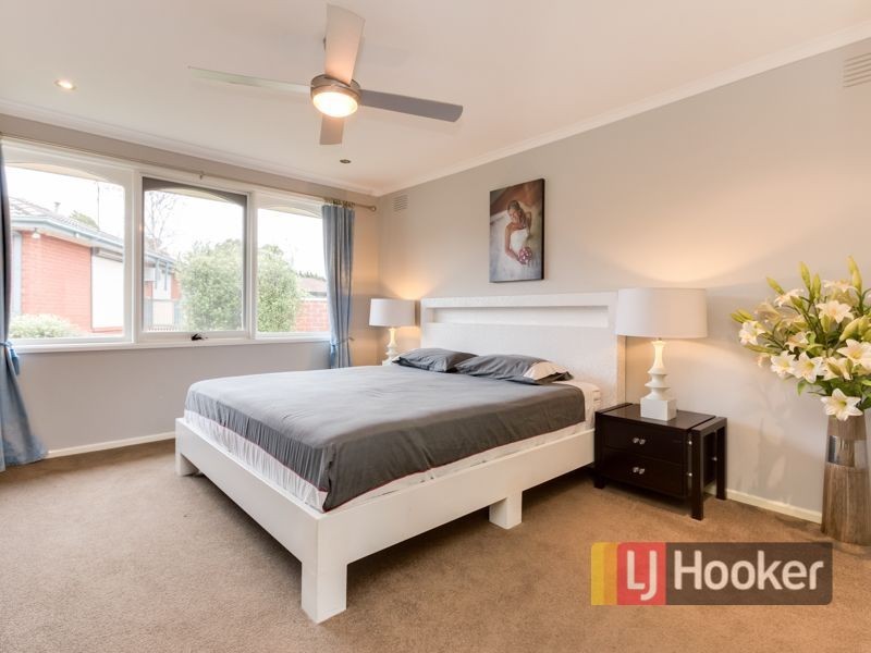 4 Cristata Avenue, Endeavour Hills VIC 3802