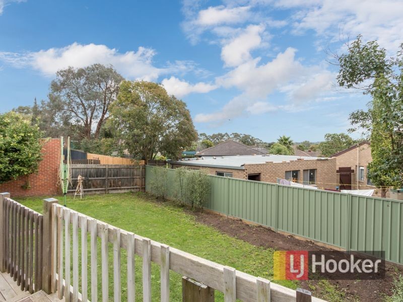4 Cristata Avenue, Endeavour Hills VIC 3802