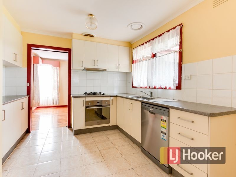 12 Marshall Court, Hampton Park VIC 3976
