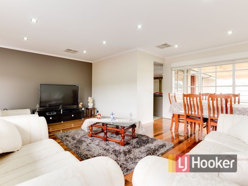 9 Bryson Court, Endeavour Hills VIC 3802