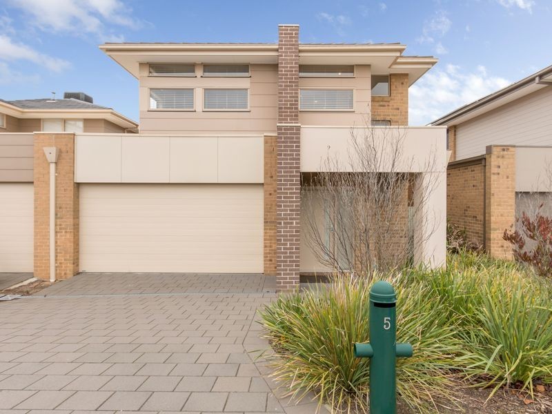 5 Barrier Reef Circuit, Endeavour Hills VIC 3802