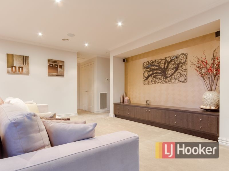 1 William Road, Berwick VIC 3806