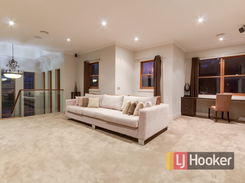 1 William Road, Berwick VIC 3806