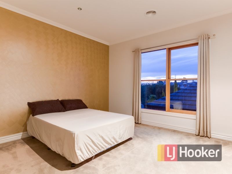 1 William Road, Berwick VIC 3806