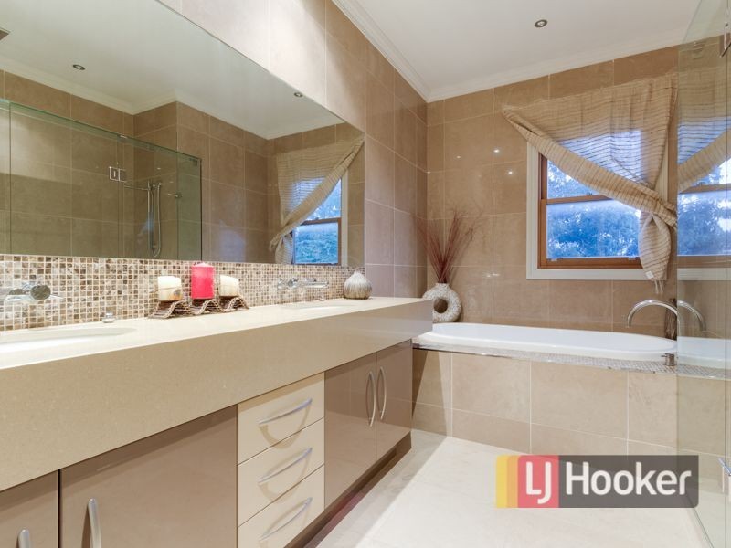 1 William Road, Berwick VIC 3806