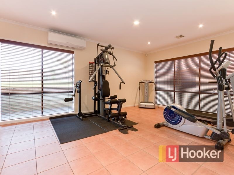 69 Major Crescent, Lysterfield VIC 3156