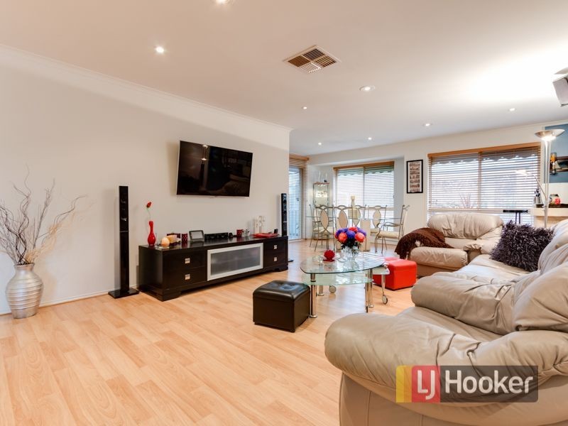 41 Lawson Way, Endeavour Hills VIC 3802