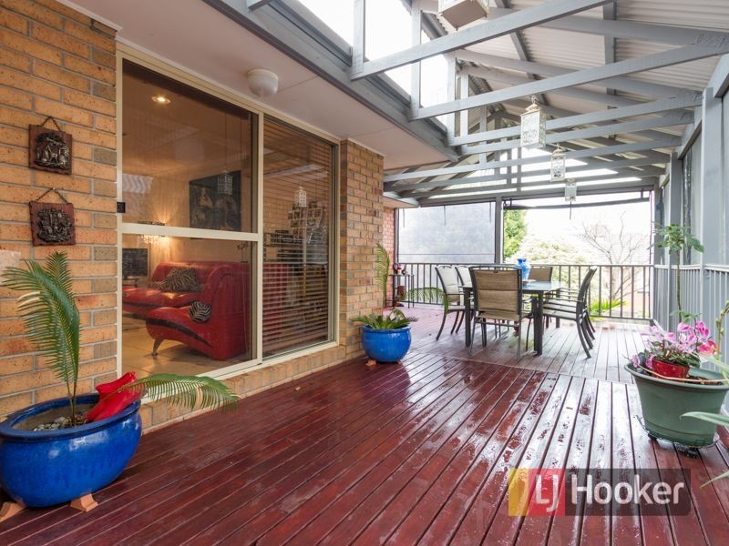 41 Lawson Way, Endeavour Hills VIC 3802