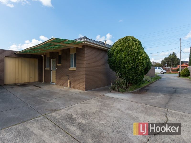 1/74 Hammond Road, Dandenong VIC 3175