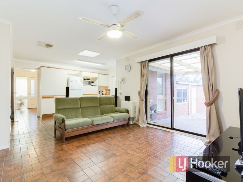 5 McAlpine Court, Dandenong North VIC 3175