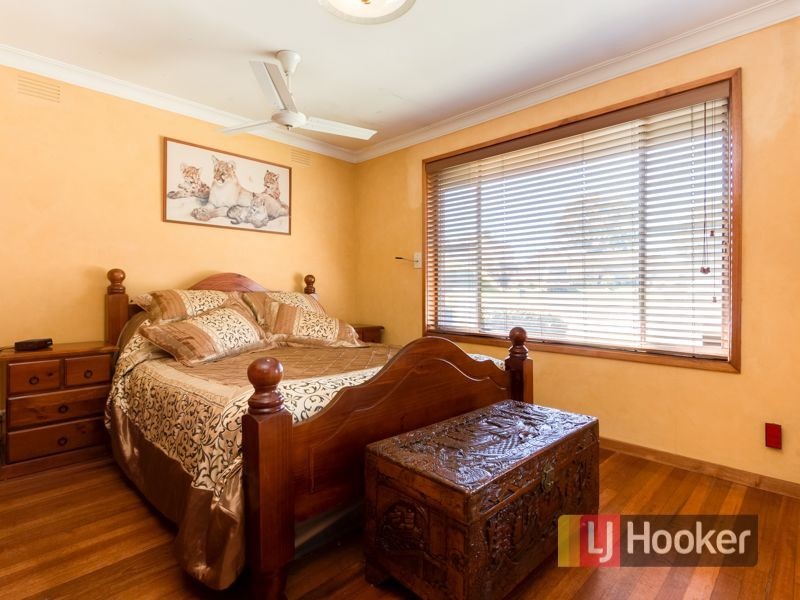 6 Coulson Avenue, Eumemmerring VIC 3177