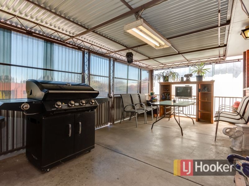 6 Coulson Avenue, Eumemmerring VIC 3177