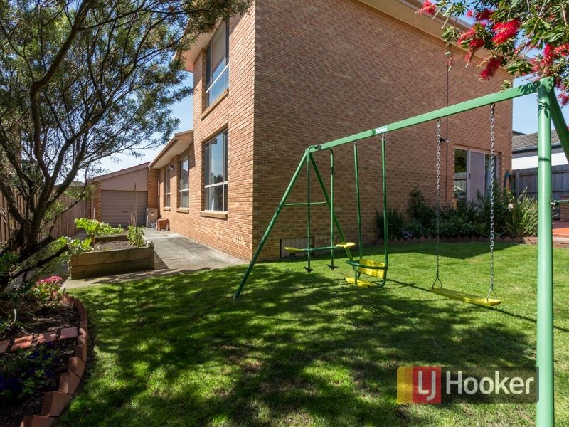4 Samaher Court, Endeavour Hills VIC 3802