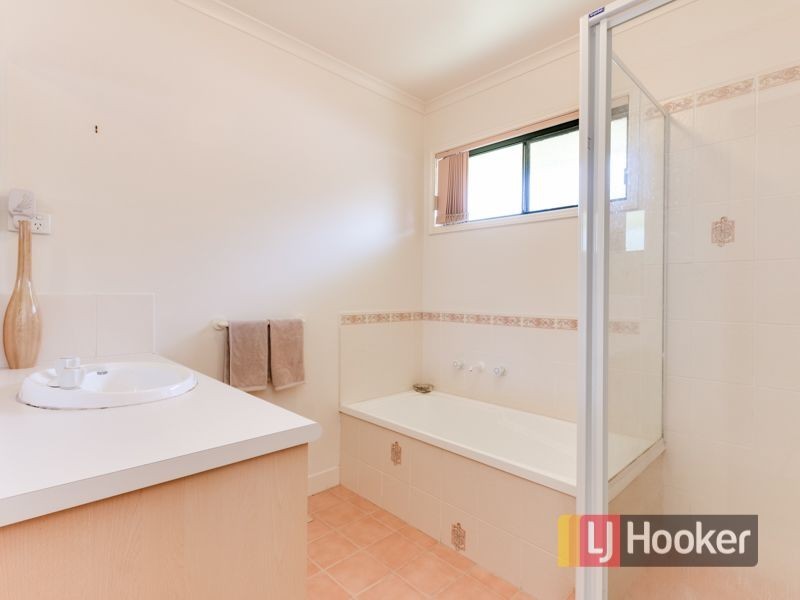 9 Sir Harold Close, Endeavour Hills VIC 3802