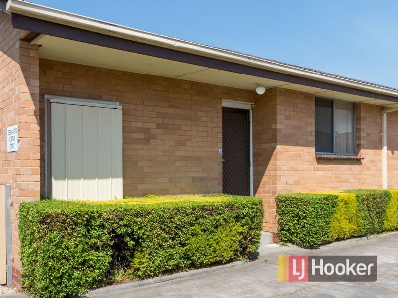 1/64 Hammond Road, Dandenong VIC 3175