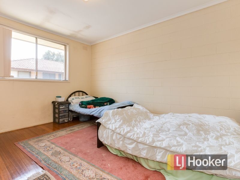 2/64 Hammond Road, Dandenong VIC 3175