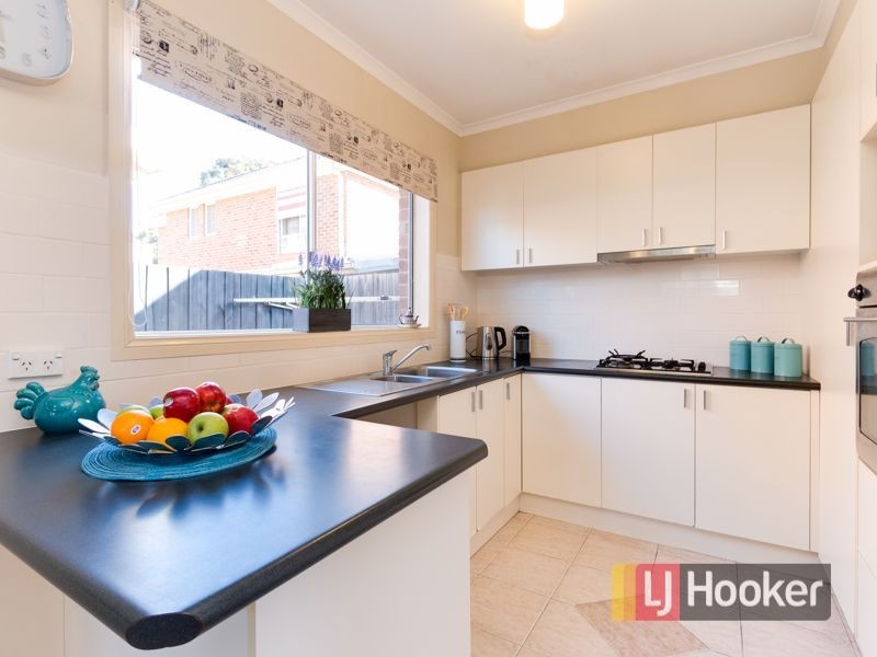 8 Carson Street, Dandenong VIC 3175
