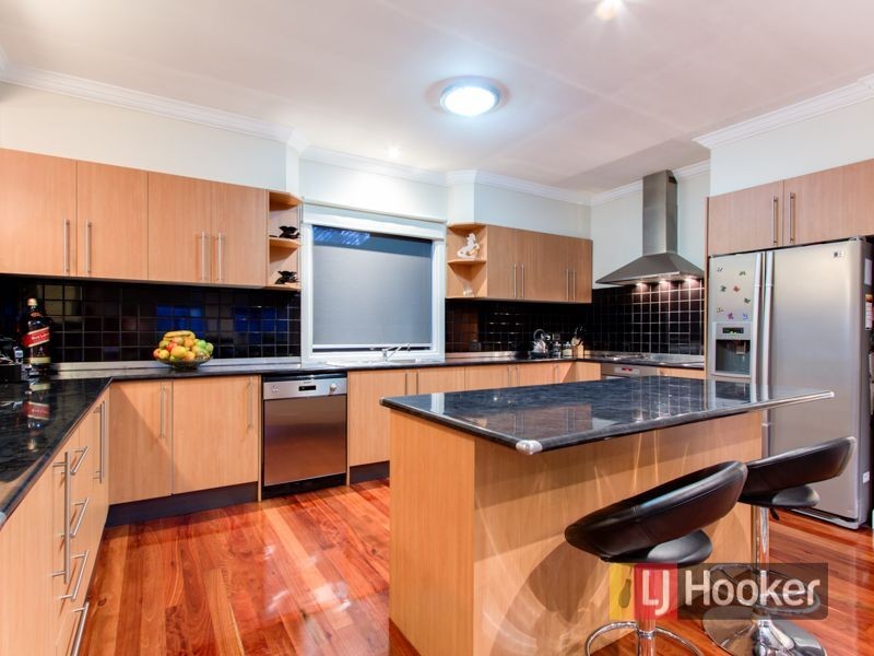 5 Petrel Place, Berwick VIC 3806