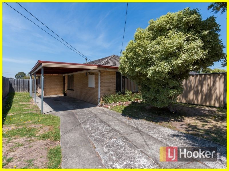 2/18 Third Avenue, Dandenong North VIC 3175