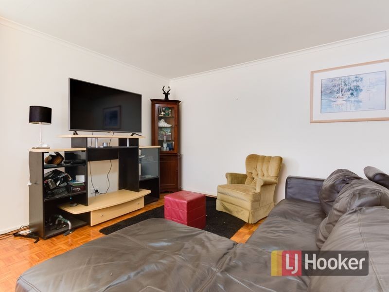 2/18 Third Avenue, Dandenong North VIC 3175