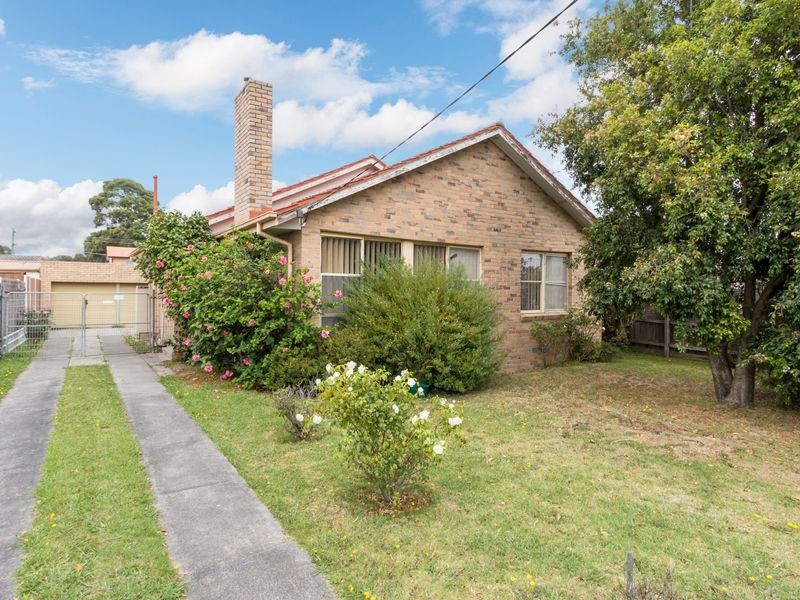 6 Conferta Crescent, Doveton VIC 3177