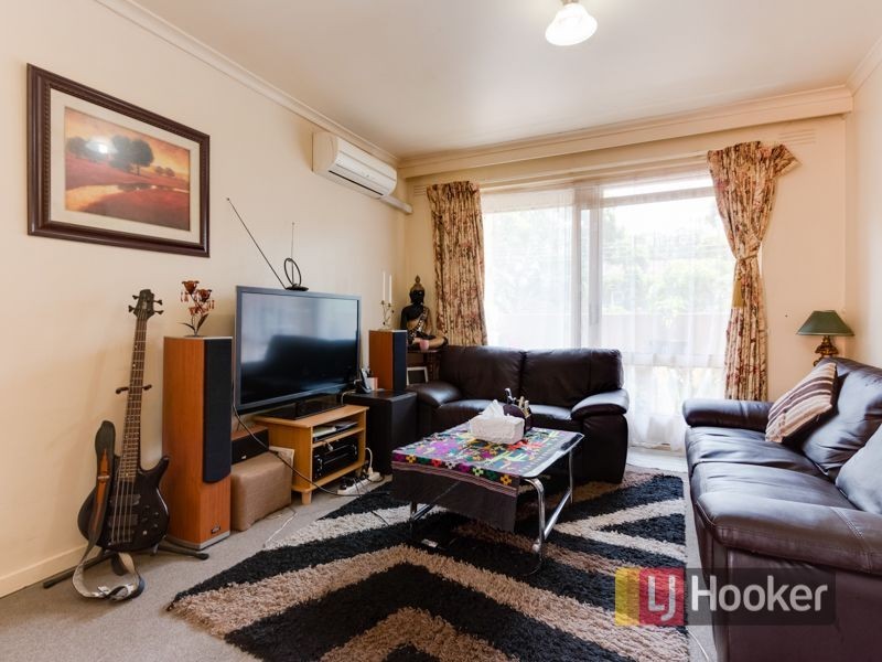 17/9-11 Weller Street, Dandenong VIC 3175