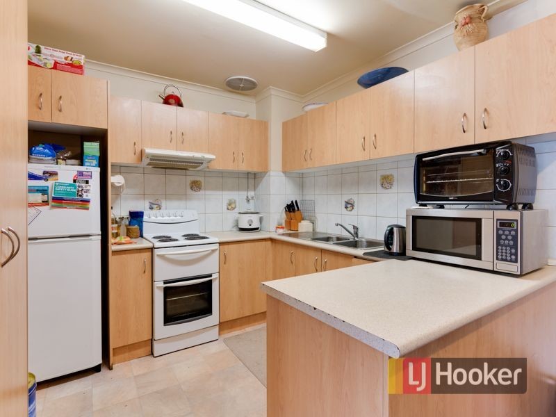 17/9-11 Weller Street, Dandenong VIC 3175