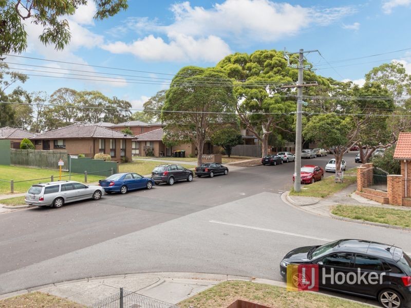 17/9-11 Weller Street, Dandenong VIC 3175