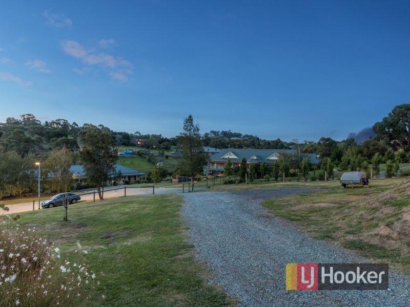 19-20 Jarrang Retreat, Narre Warren North VIC 3804