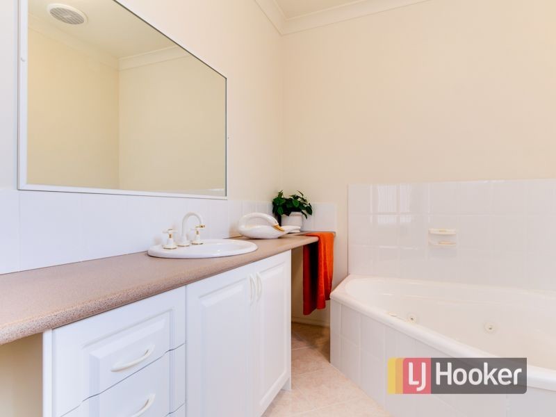 35 Cootamundra Street, Doveton VIC 3177