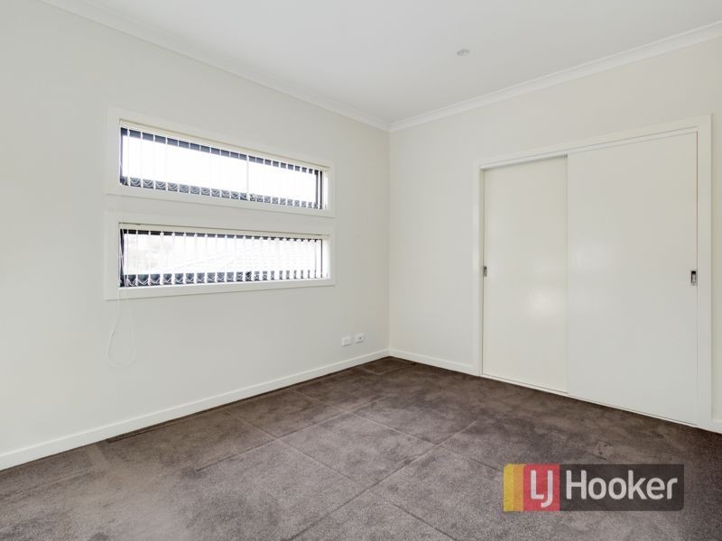 2/151 Doveton avenue, Doveton VIC 3177