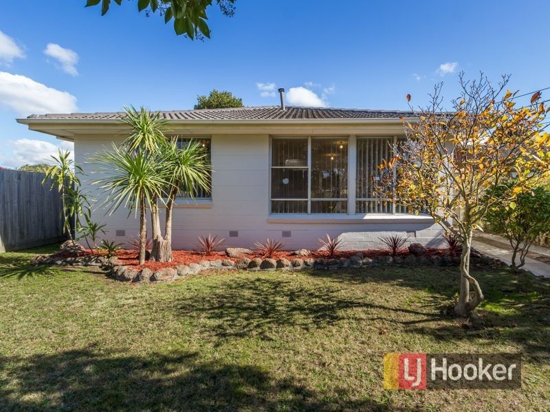 12 Booth Crescent, Dandenong North VIC 3175