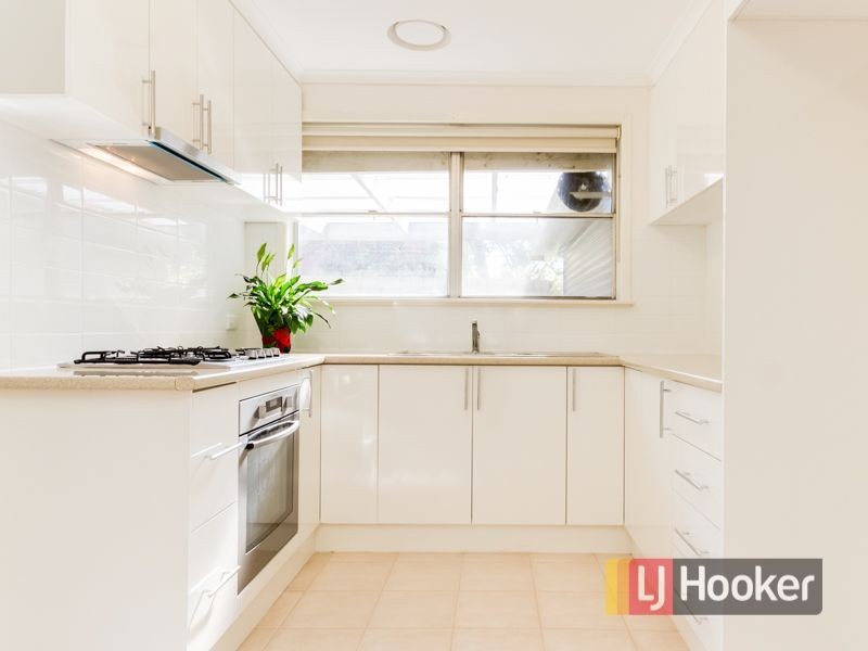 12 Booth Crescent, Dandenong North VIC 3175