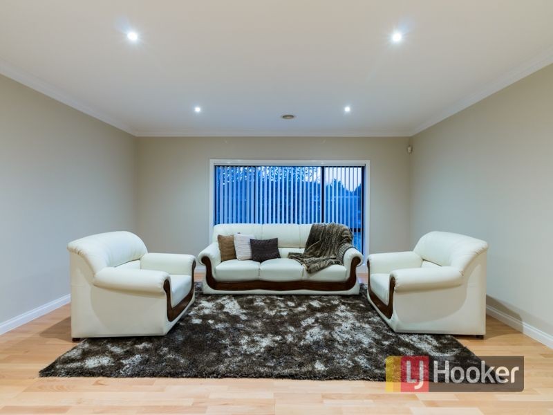 144 David Collins Drive, Endeavour Hills VIC 3802