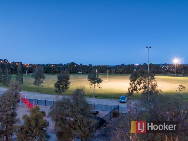 144 David Collins Drive, Endeavour Hills VIC 3802