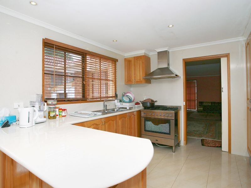 10 Cunningham Drive, Endeavour Hills VIC 3802